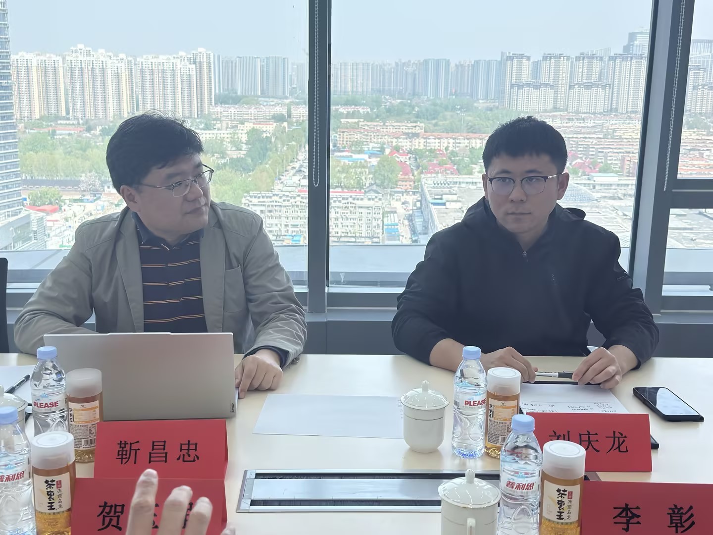 fc0e9fe4-064d-46af-af51-a05ca539b4a1